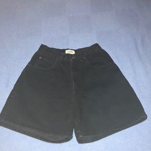 Sostanza,high waist black shorts.size 5/6